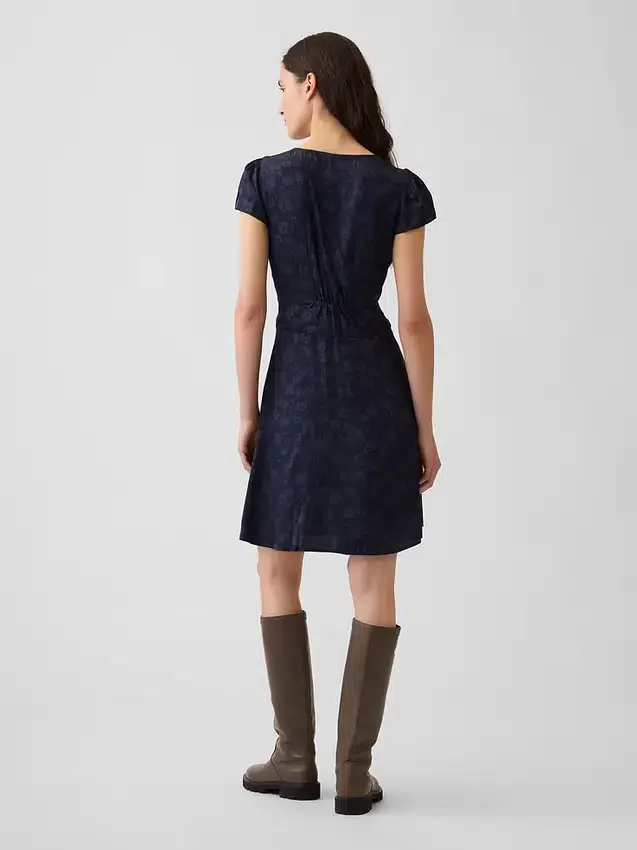 Mini-jurk met V-hals en print