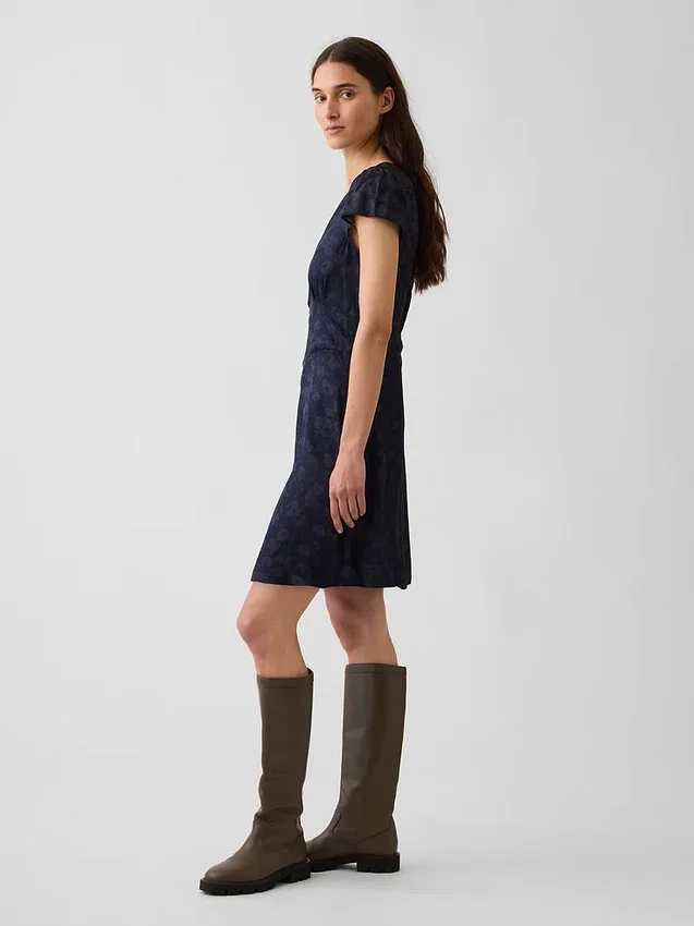 Mini-jurk met V-hals en print
