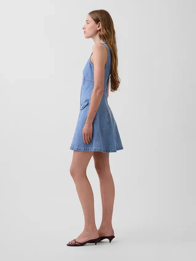 Mini-jurk van denim met naden en ritssluiting aan de voorkant