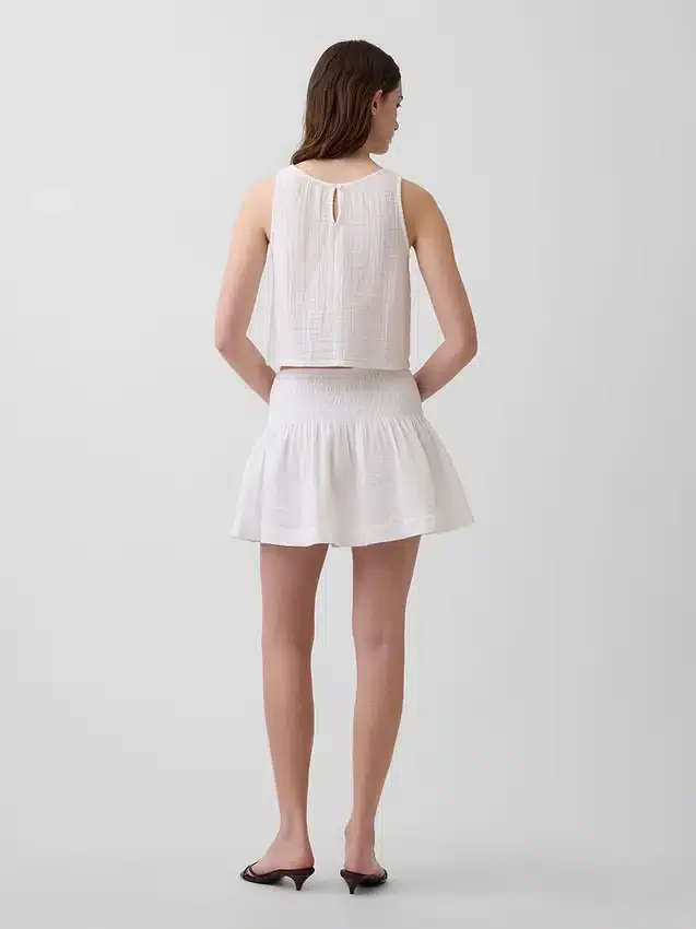 Mini-skort van katoenen gaas met gesmokte taille