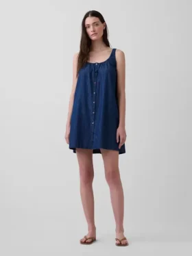 Minijurk met knoopsluiting aan de voorkant