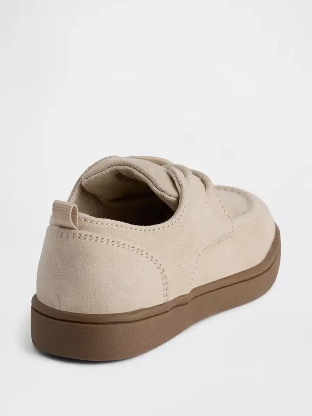 Moc-sneakers voor peuters