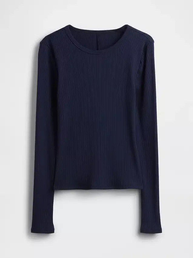 Modern, compact geribd cropped T-shirt