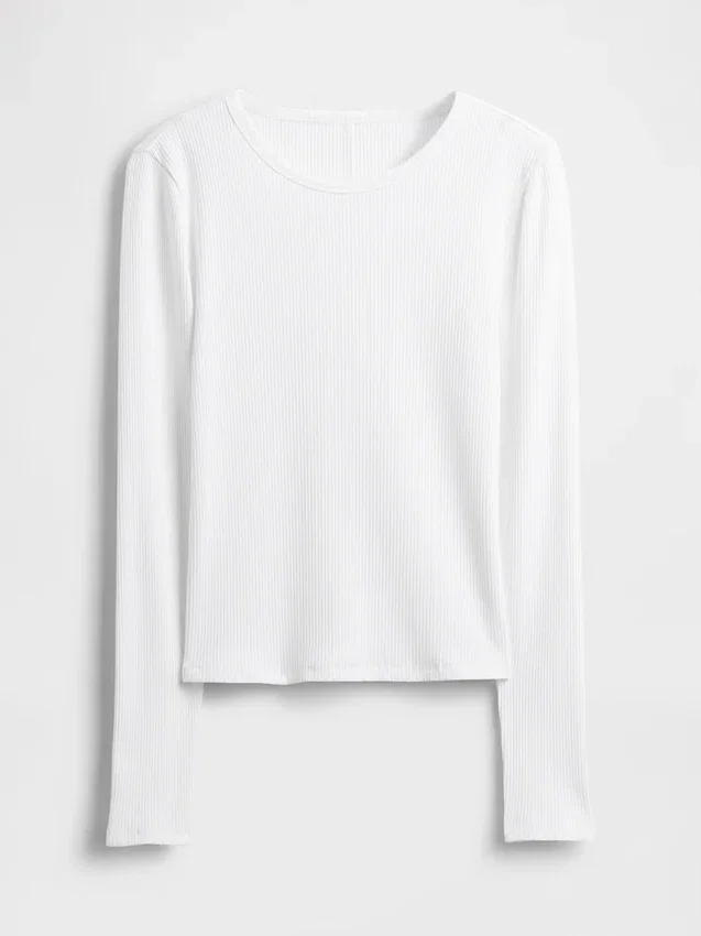 Modern, compact geribd cropped T-shirt