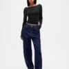 Modern T-shirt met boothals