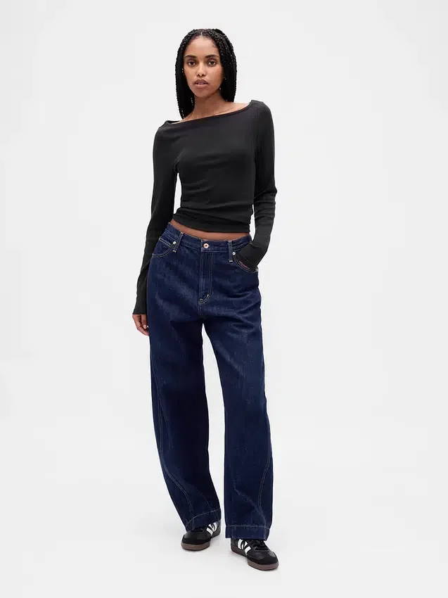 Modern T-shirt met boothals