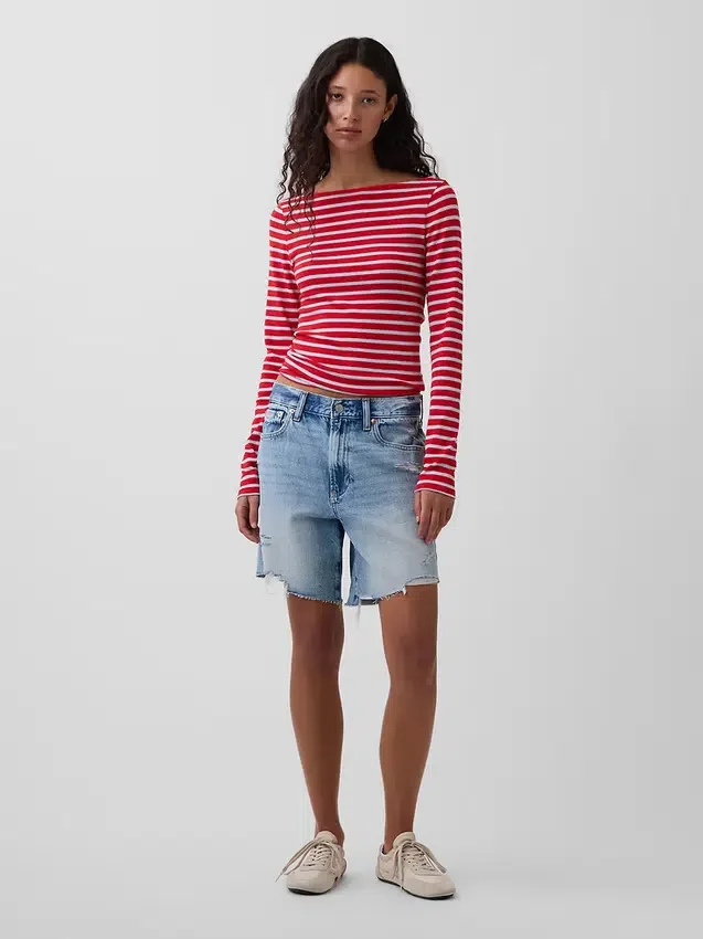 Modern T-shirt met boothals