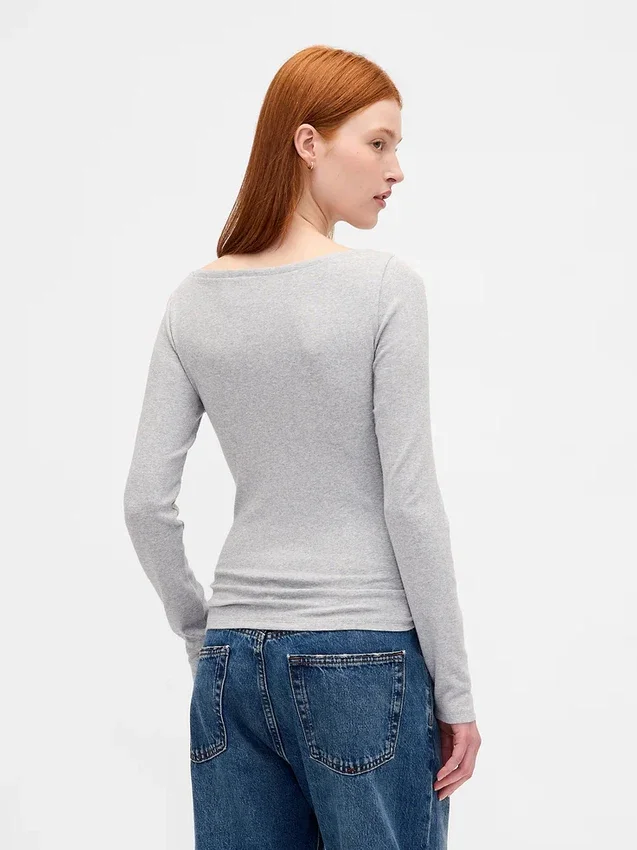 Modern T-shirt met boothals