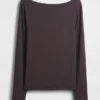 Modern T-shirt met boothals