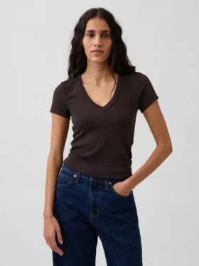 Modern T-shirt met V-hals