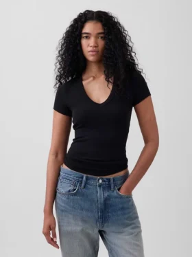 Modern T-shirt met V-hals