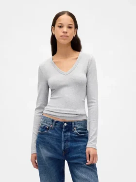 Modern T-shirt met V-hals
