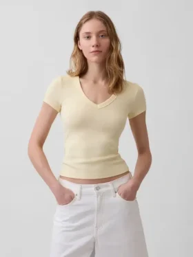 Modern T-shirt met V-hals