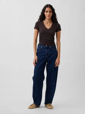 Modern T-shirt met V-hals