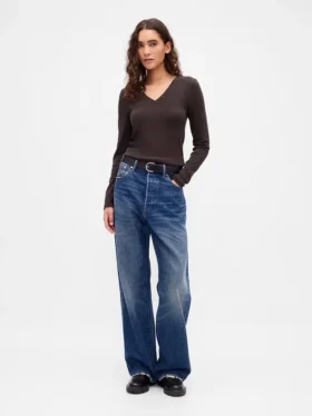 Modern T-shirt met V-hals