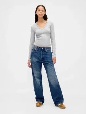 Modern T-shirt met V-hals