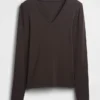 Modern T-shirt met V-hals