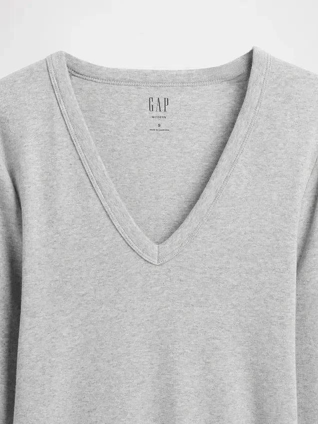Modern T-shirt met V-hals