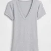 Modern T-shirt met V-hals