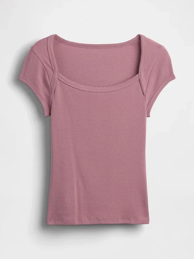 Modern T-shirt met vierkante hals en cropped pasvorm