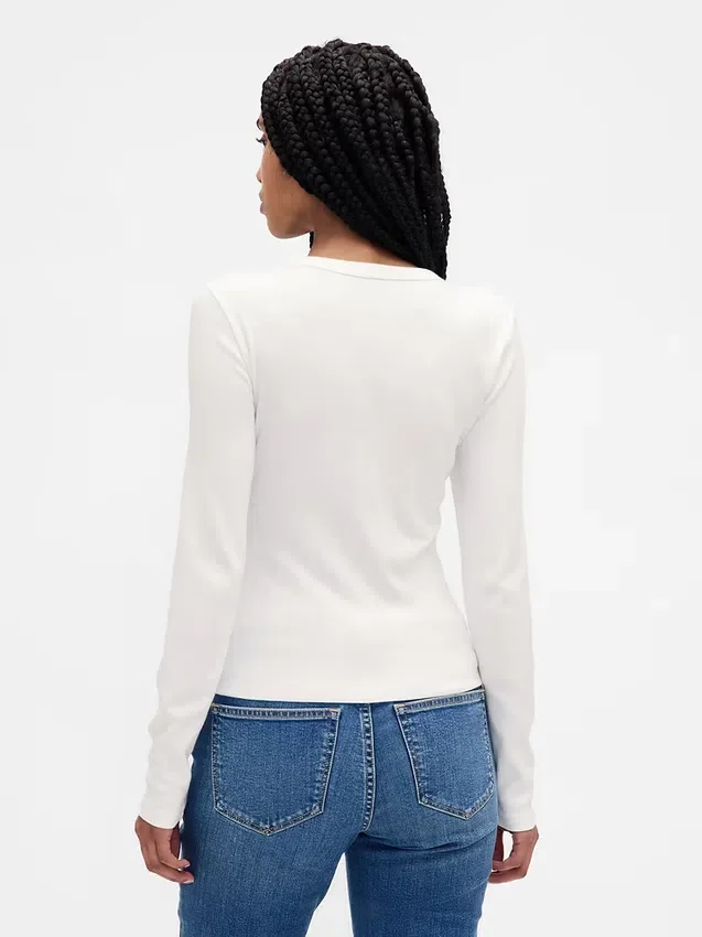 Modern vest met ronde hals
