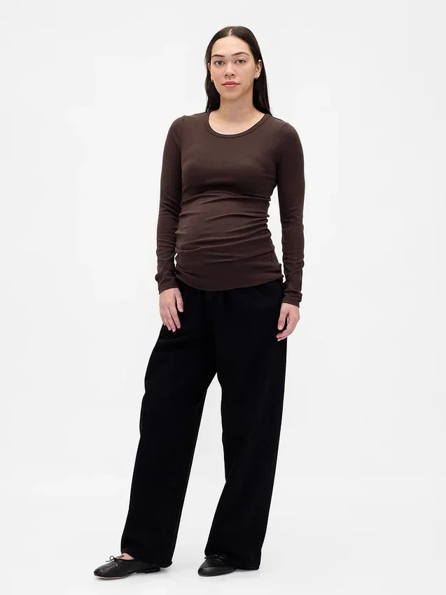 Modern zwangerschapskleding-T-shirt met ronde hals