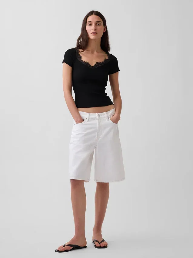 Moderne crop-top met kanten rand