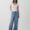 Moderne crop-top met kanten rand