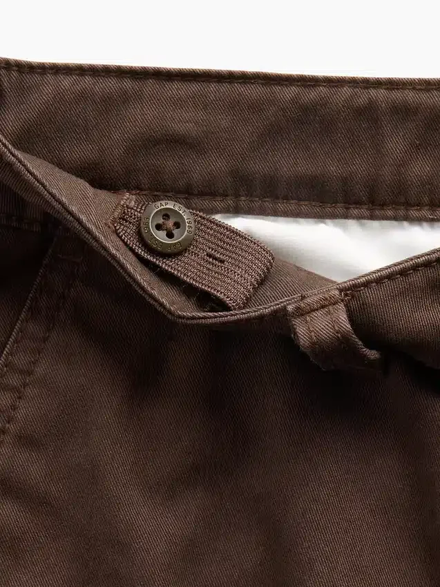 Moderne, losvallende kaki-broek voor kinderen