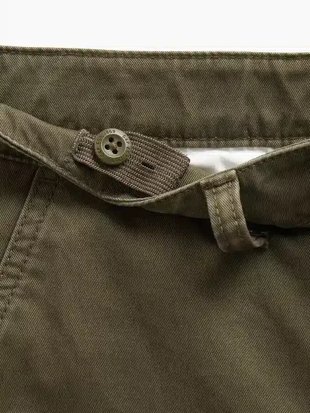 Moderne, losvallende kaki-broek voor kinderen