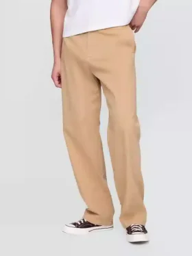 Moderne, loszittende kaki broek in jaren ’90-stijl