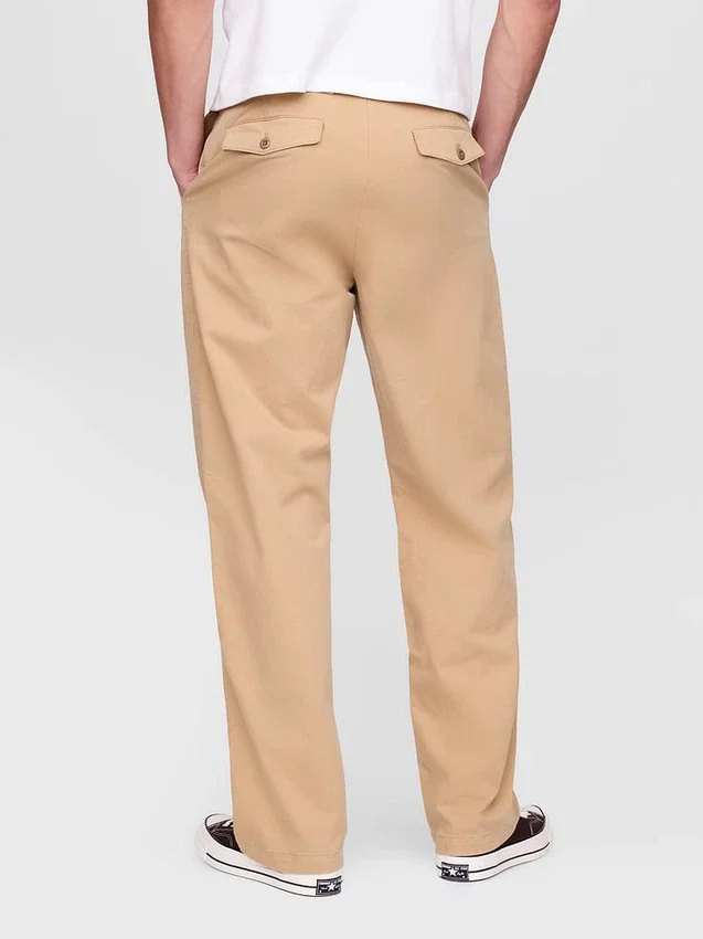 Moderne, loszittende kaki broek in jaren '90-stijl