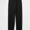 Moderne, loszittende kaki broek in jaren '90-stijl
