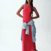 Moderne maxi-jurk met ingebouwde beugel-bh en geribde stof