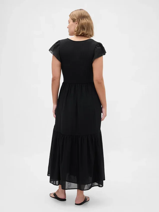 Moderne maxi-jurk met ruches van gemengde materialen