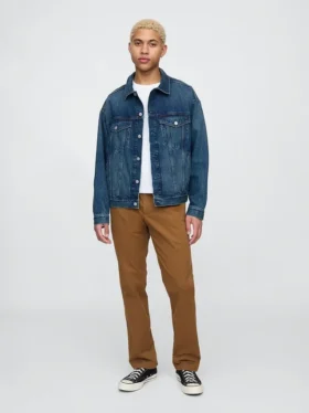Moderne rechte kaki broek