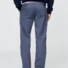 Moderne rechte kaki broek