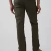 Moderne rechte kaki broek