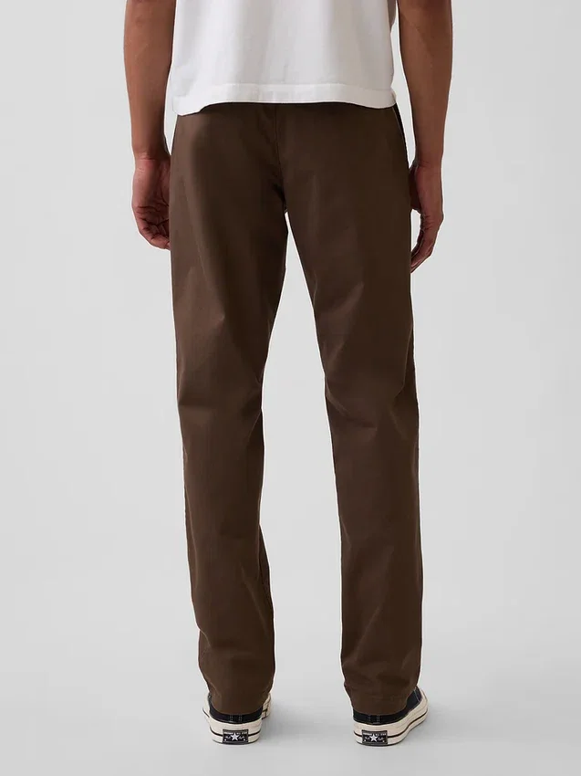 Moderne rechte kaki broek