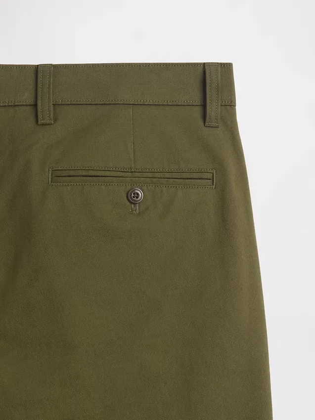 Moderne rechte kaki broek