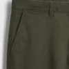 Moderne rechte kaki broek