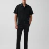 Moderne rechte kaki broek