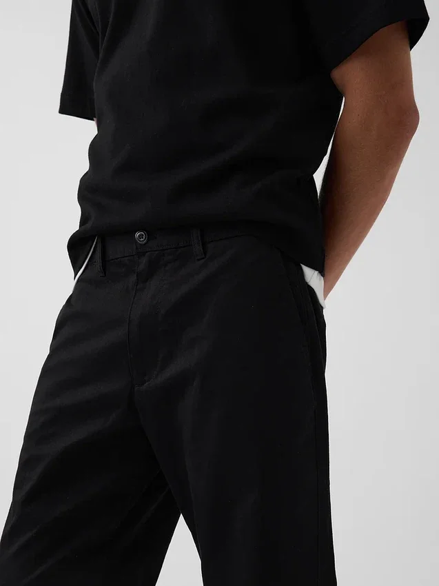 Moderne rechte kaki broek