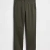 Moderne rechte kaki broek