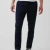 Moderne slanke kaki's