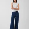 Moderne tanktop met ronde hals