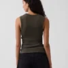 Moderne tanktop met ronde hals