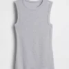 Moderne tanktop met ronde hals