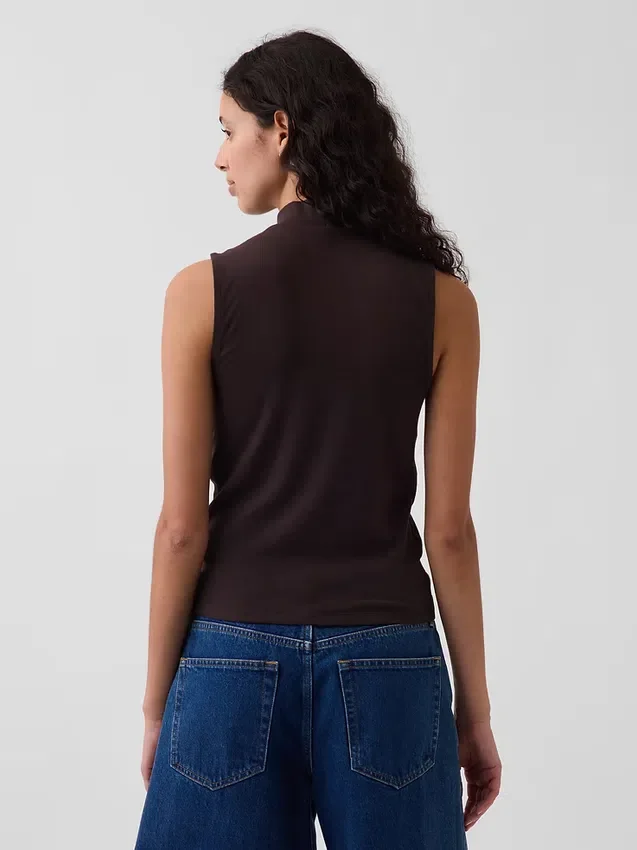 Moderne tanktop met staande kraag