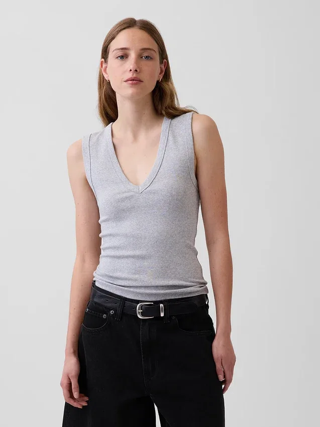 Moderne tanktop met V-hals